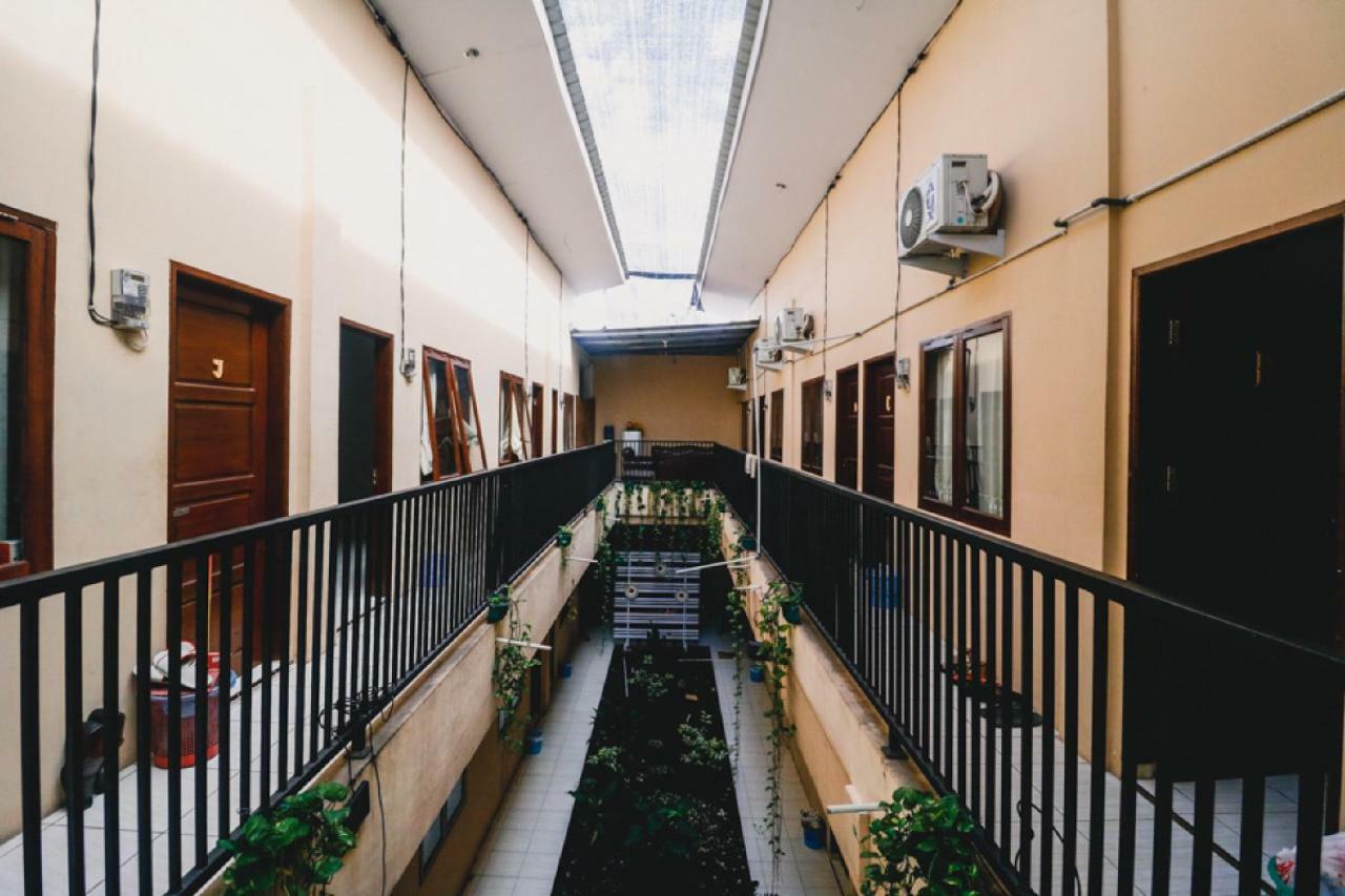 Reddoorz Near Jalan Gatot Subroto Medan Hotel Buitenkant foto